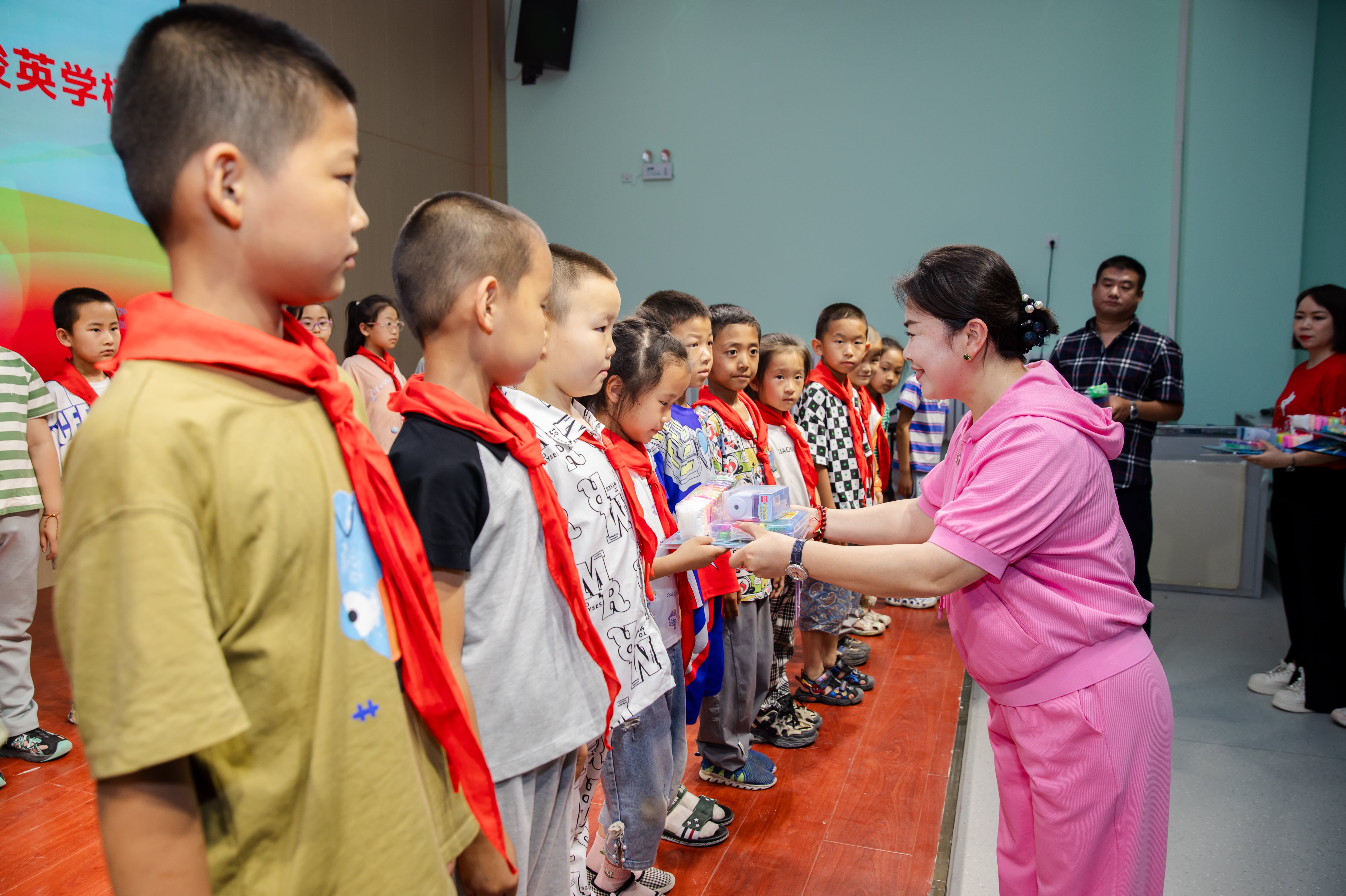 第251所 新疆昌吉州玛纳斯县北五岔镇华体会官方网页版-华体会(中国)
王俊英学校 第251所 新疆昌吉州玛纳斯县北五岔镇华体会官方网页版-华体会(中国)
王俊英学校