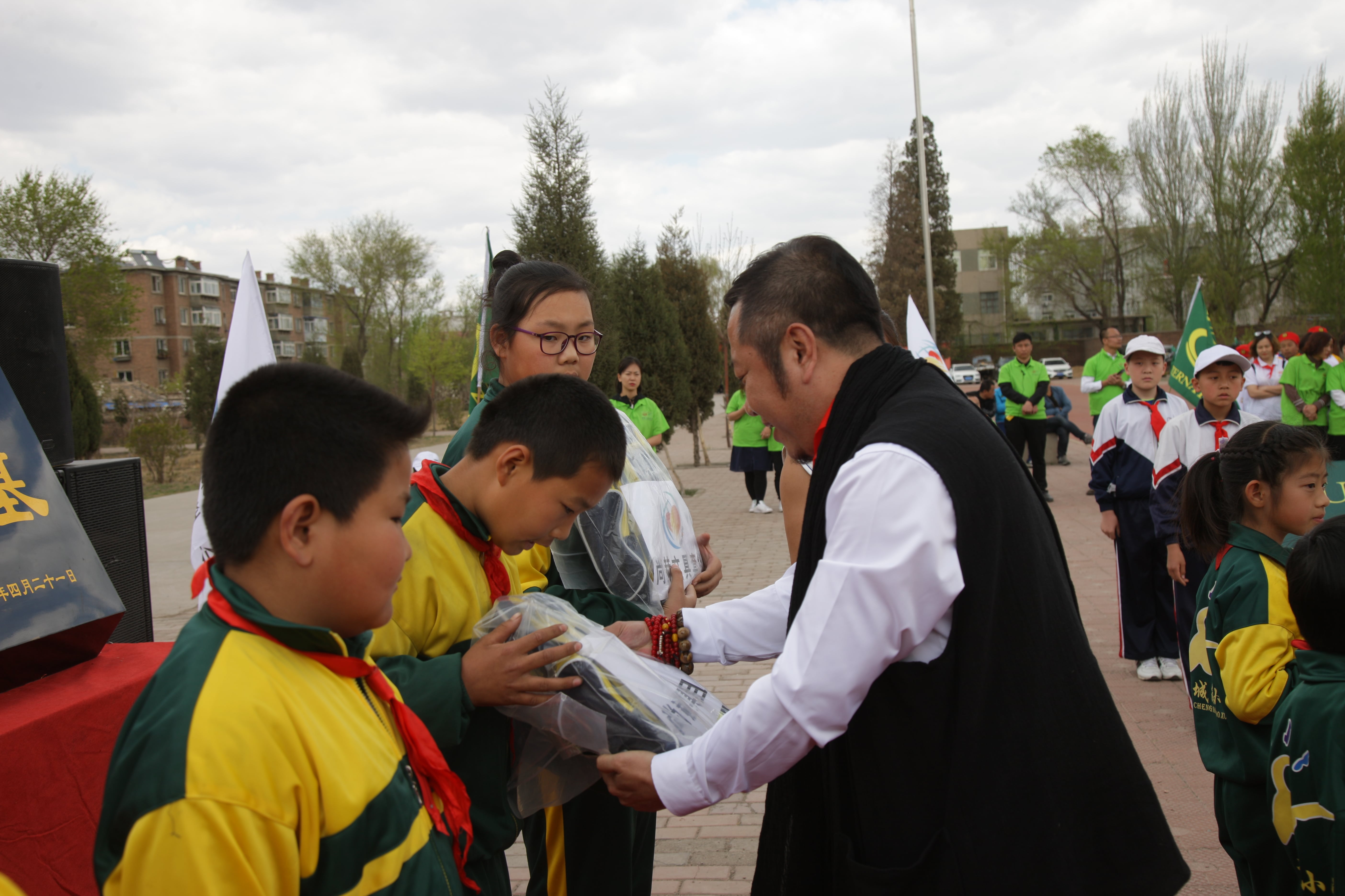 第86所  辽宁省阜新市太平区建业华体会官方网页版-华体会(中国)
苗鑫小学